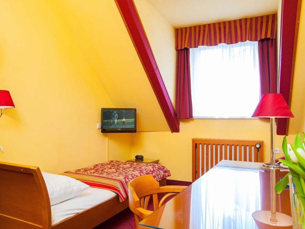 Hotel Cloister Inn 21/46
