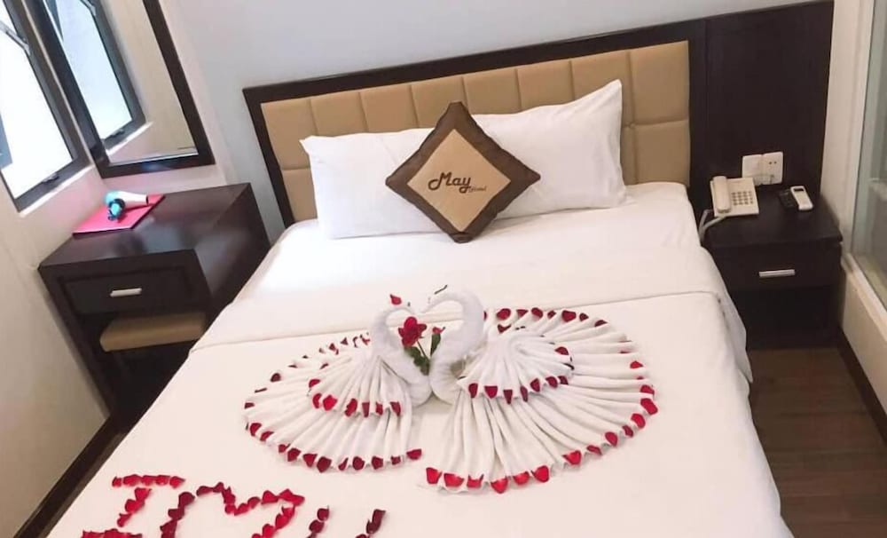 May Hotel 12/30