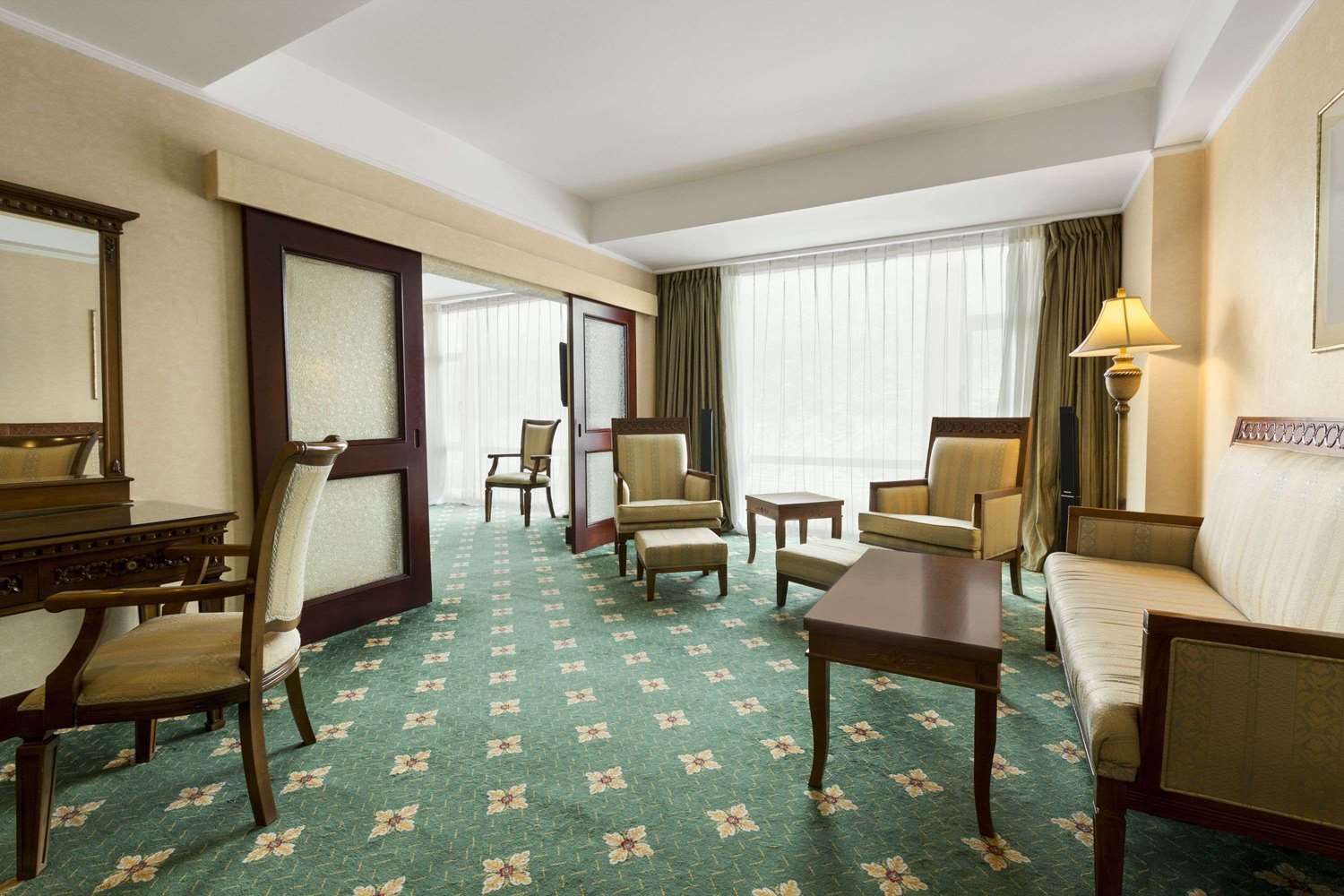 Ramada Brasov Hotel 6/22