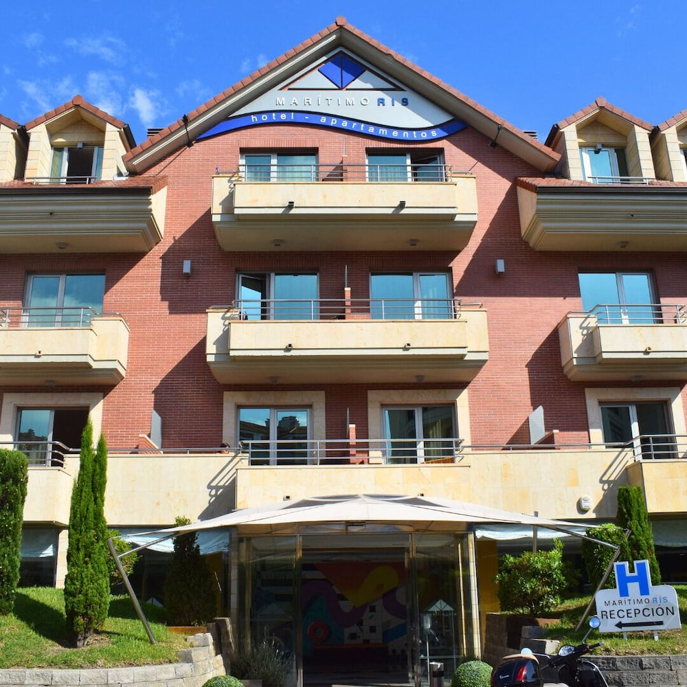 Maritimo Ris Hotel and Apartments 2/73