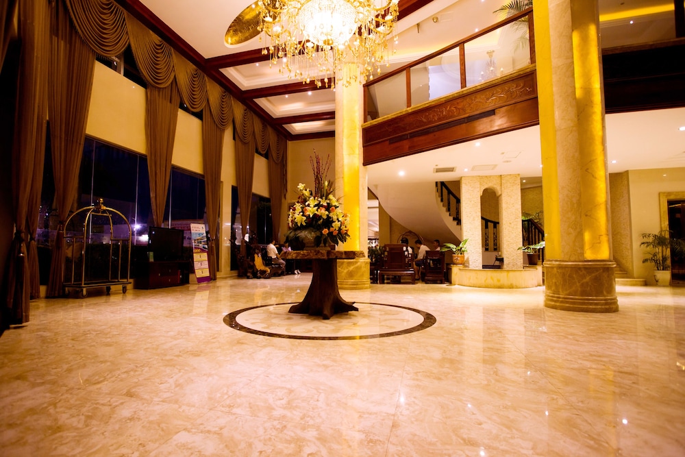 San Jiang Grand Hotel 39/47