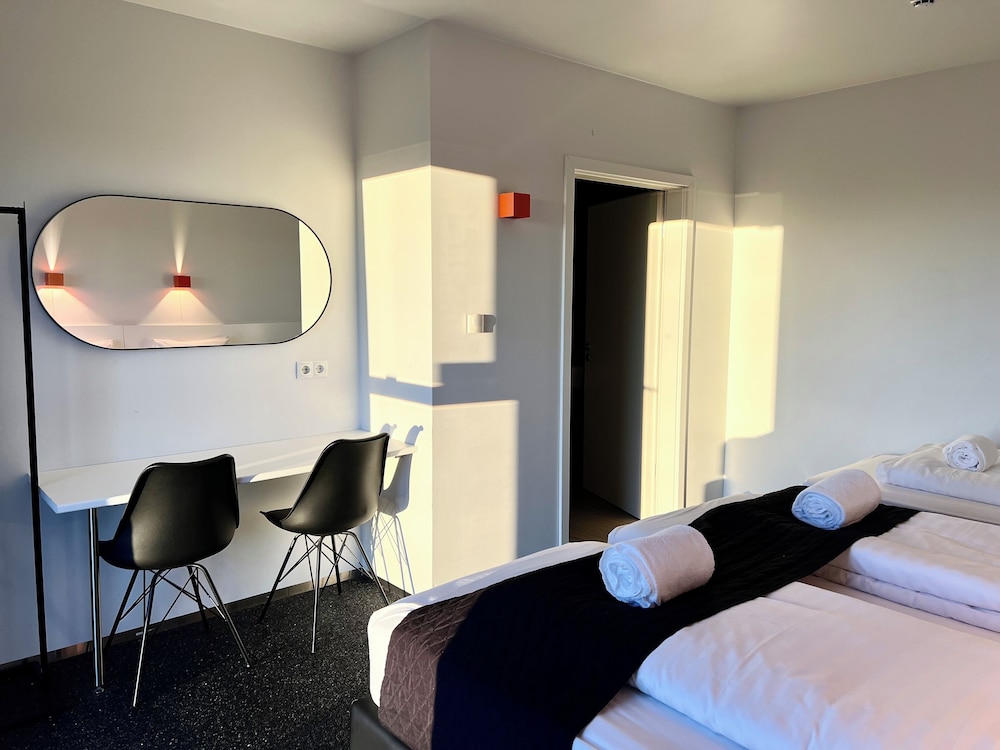 Seljavellir Guesthouse 8/40