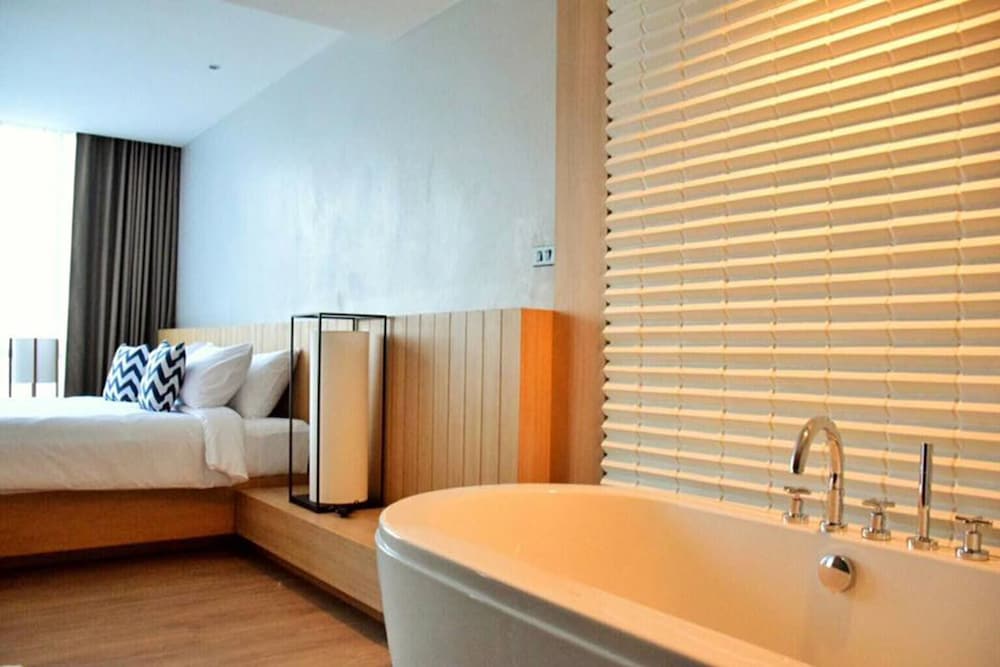Asira Boutique Huahin Hotel 33/65