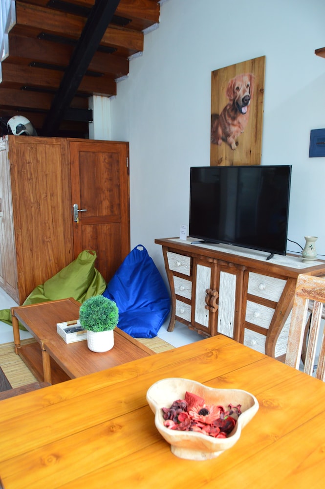Askara Guest House - Hostel 66/75