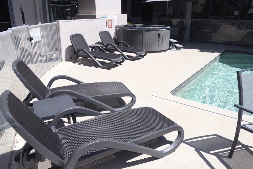 Coolum Beach Resort 32/58
