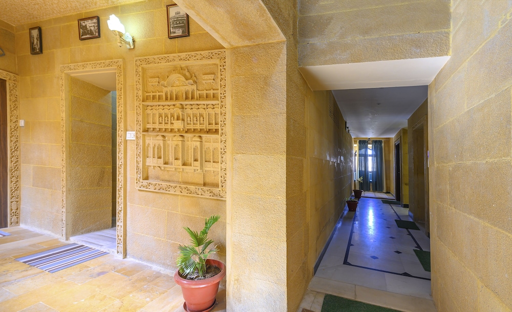 Hotel Akashdeep 12/50