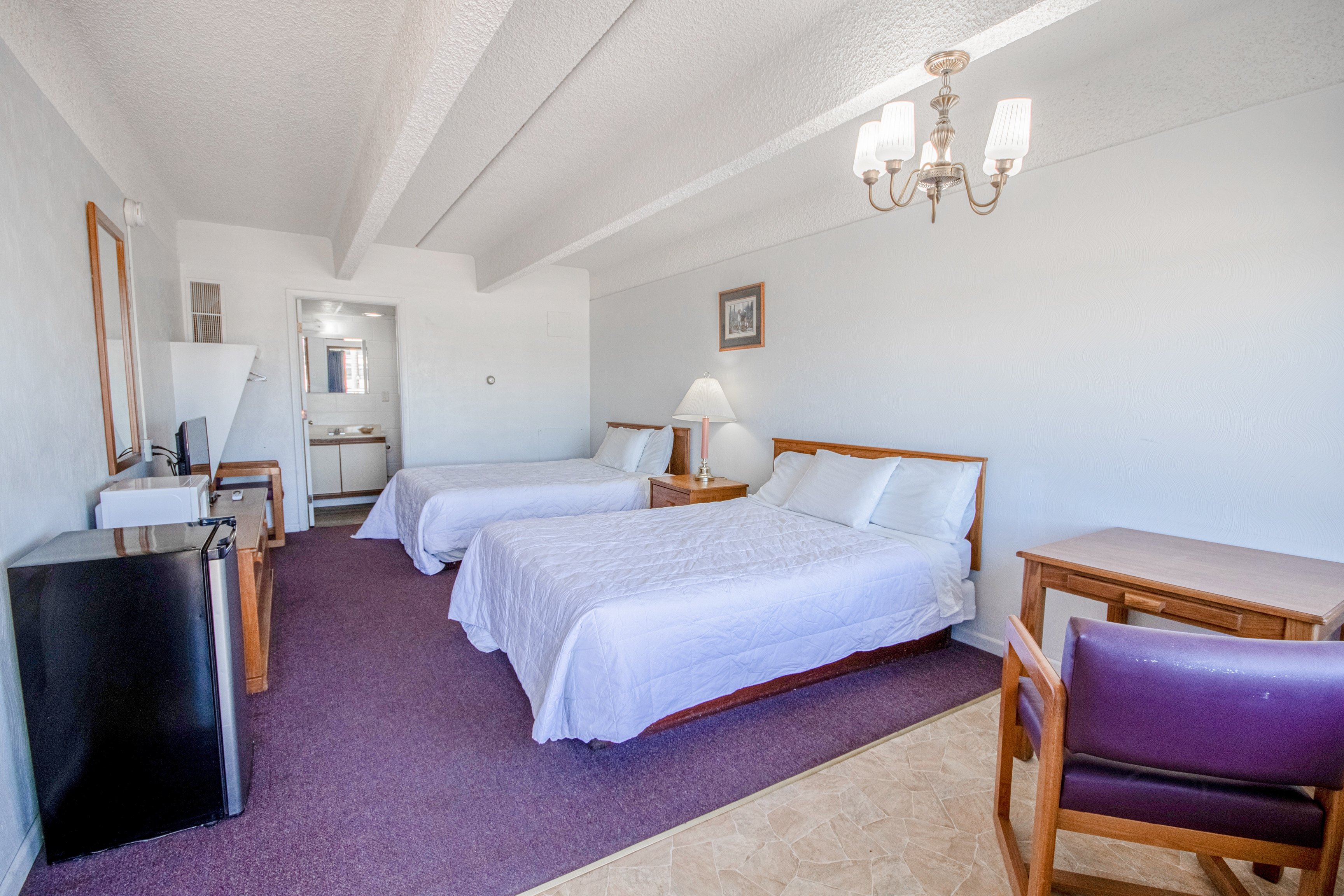 OYO Crossroads Inn 24/42