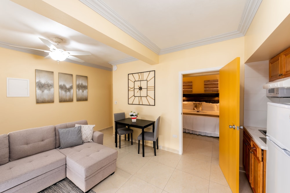 Bakers Suites 27/50