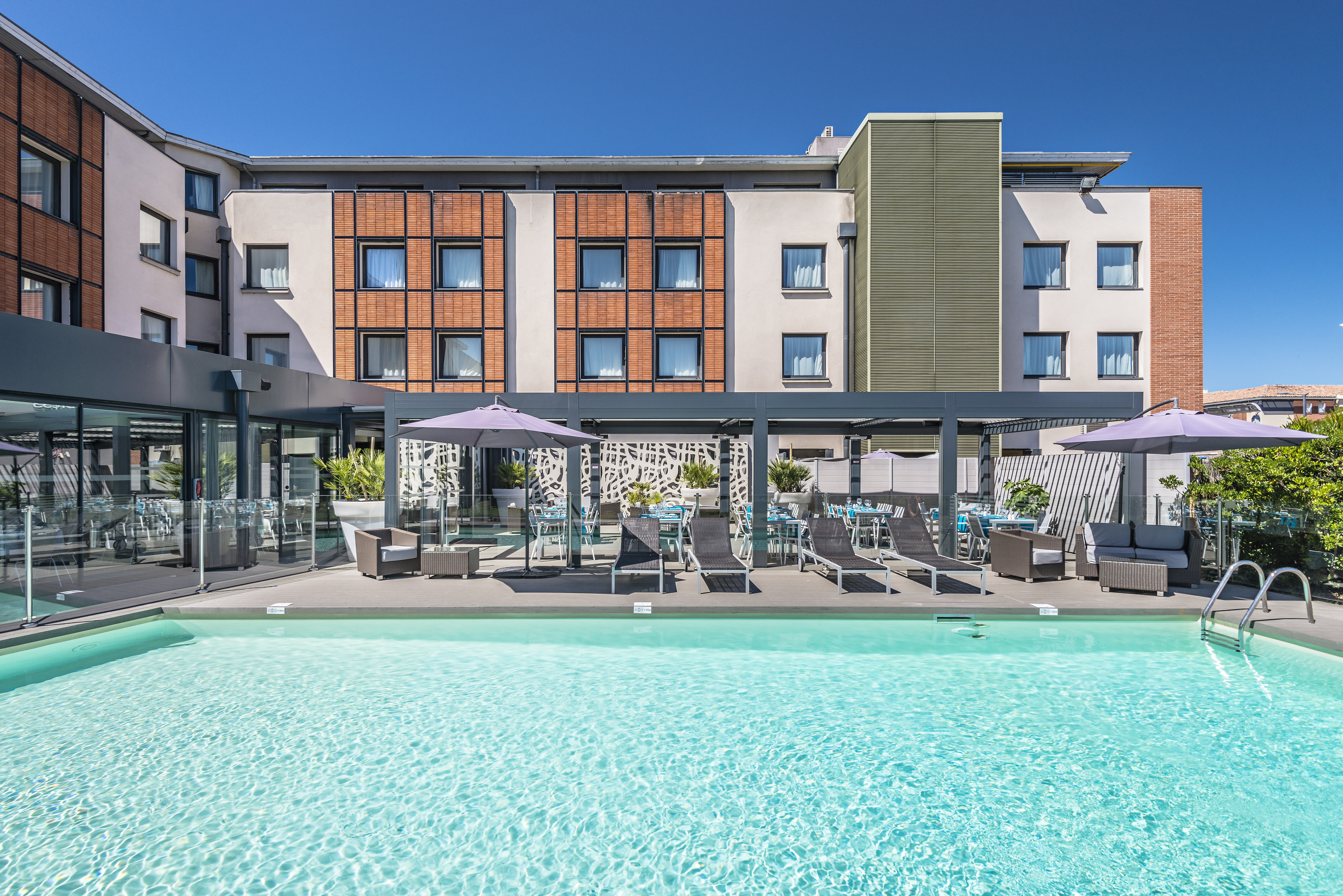 Holiday Inn Toulouse Airport 66/67