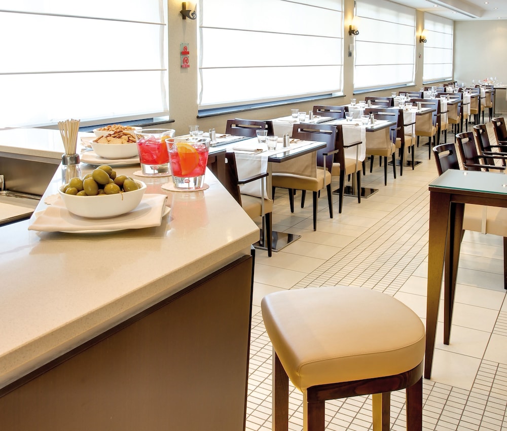restaurant-cafeteria