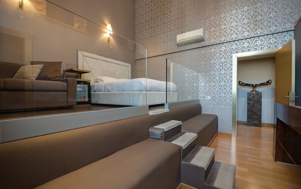 Penthouse Suite Rome 17/34