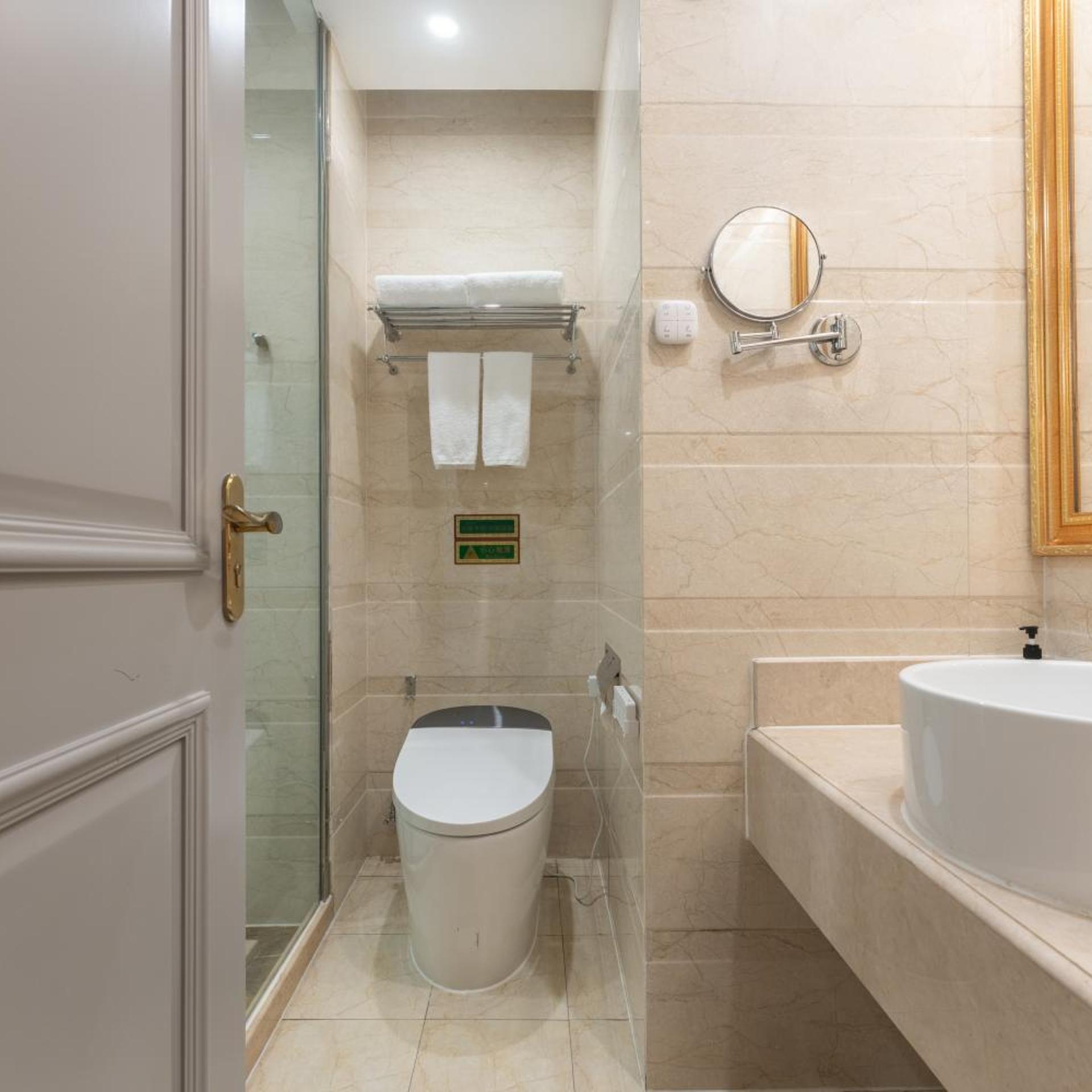 Vienna Hotel Shanghai International Resort Shanghai Pudong International Airport 56/59