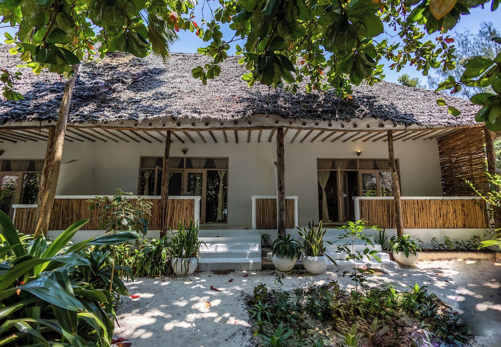 Sharazad Villa 3/50