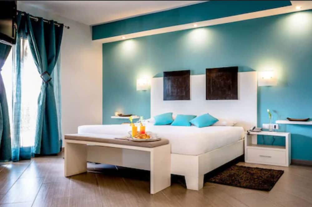 Cafa de Rome Business Hotel 18/30