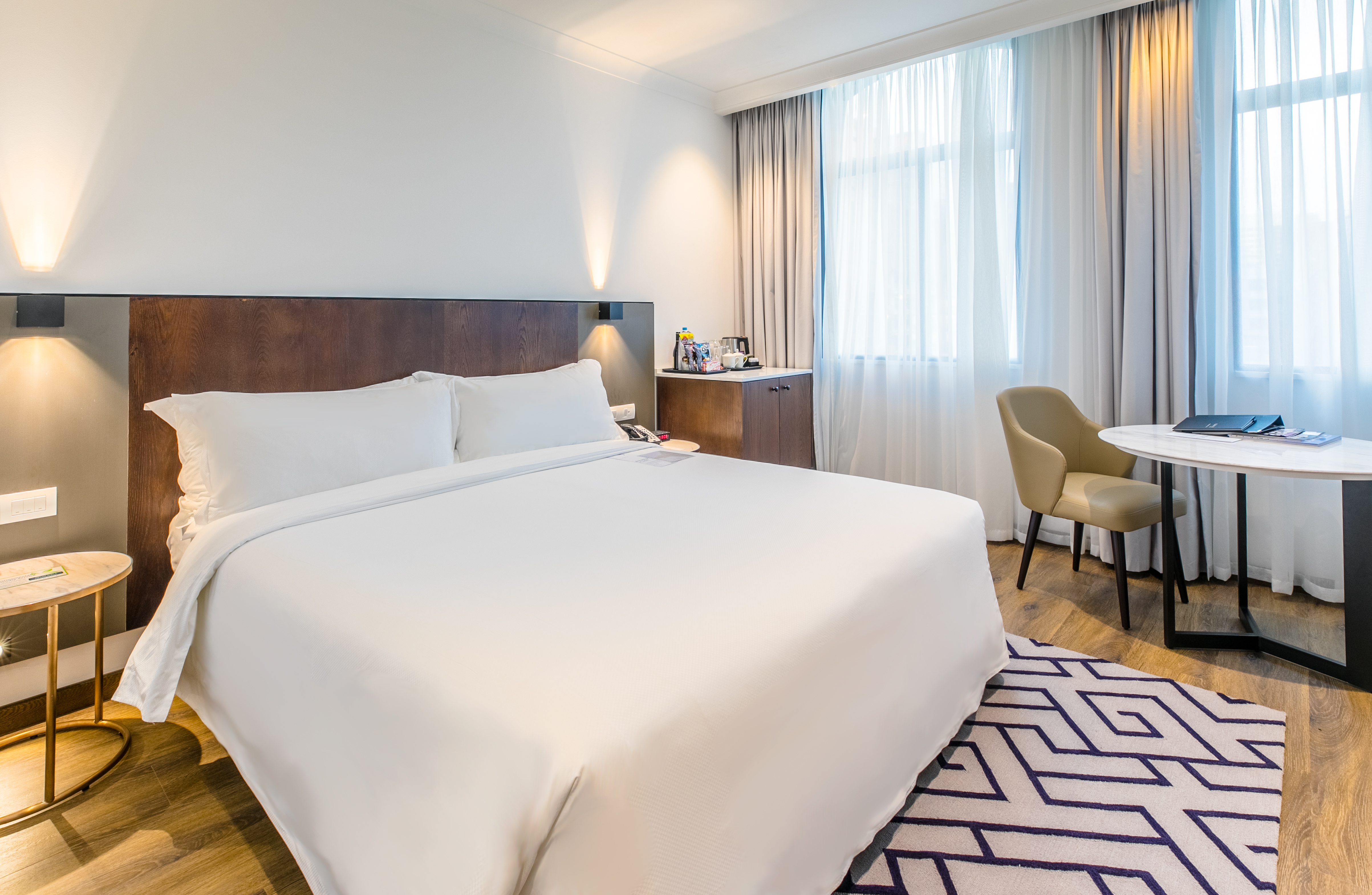 Superior, King Bed