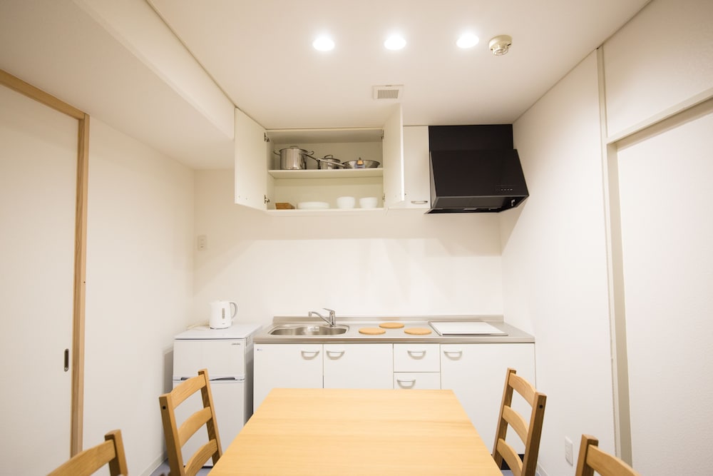 Rozy Hotel Namba 29/63