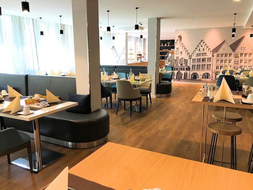 Mercure Hotel Kaiserhof Frankfurt City Center 41/58