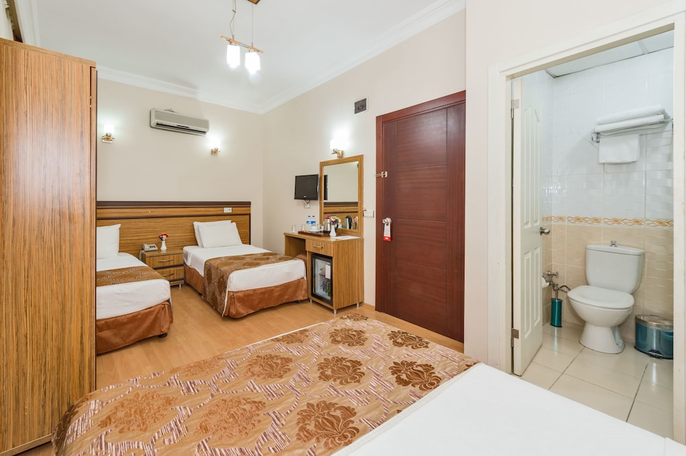 May Hotel Istanbul 26/44