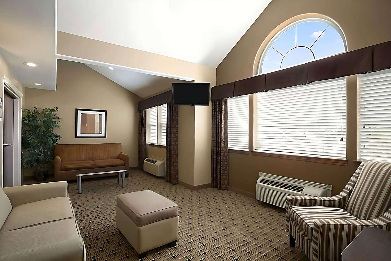 Sleep Inn Marion - Cedar Rapids 20/28