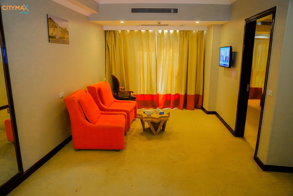 Aswan Plaza Corniche 30/55