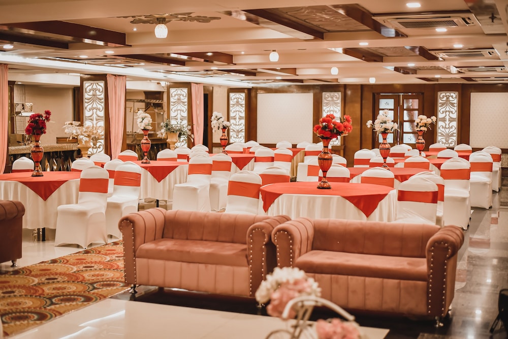 Konark Grand Hotel 36/50