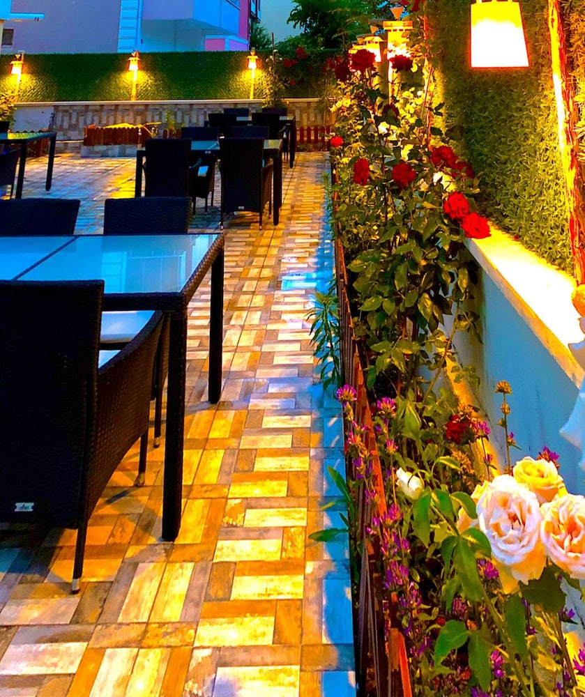 Kehribar Otel & Cafe Restaurant 32/50