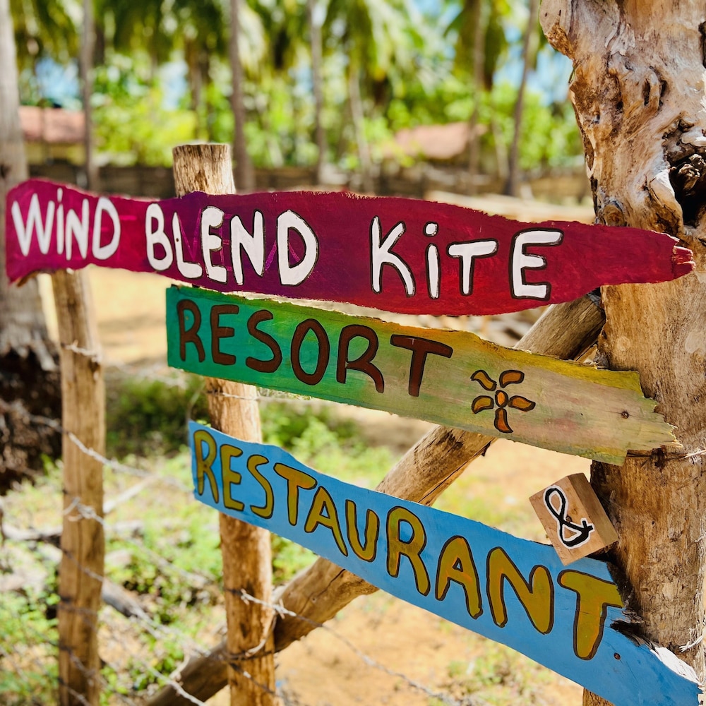 Wind Blend Kite Resort 16/50