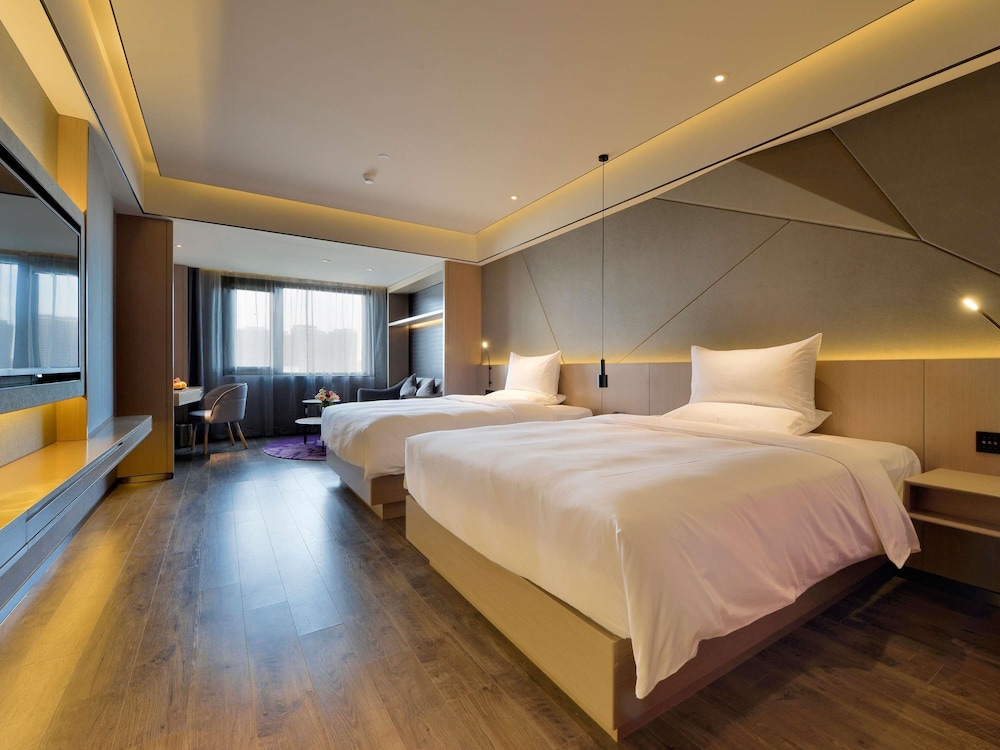 Mercure Yinchuan Xinhua 5/45