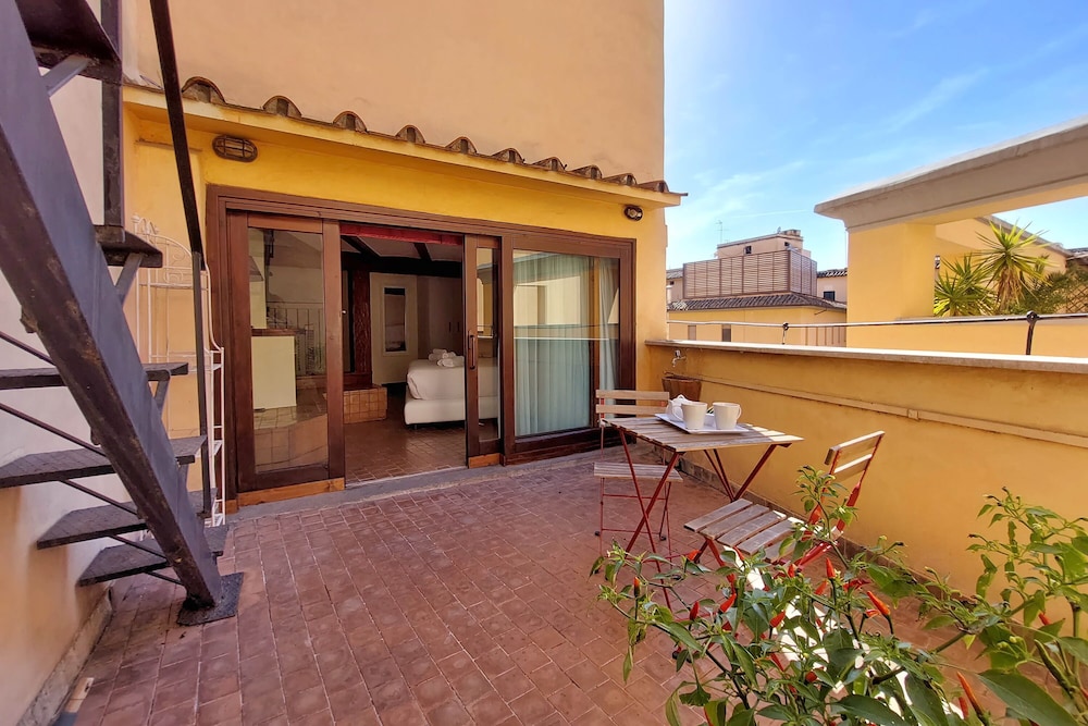 Trevi Rome Suite 41/50