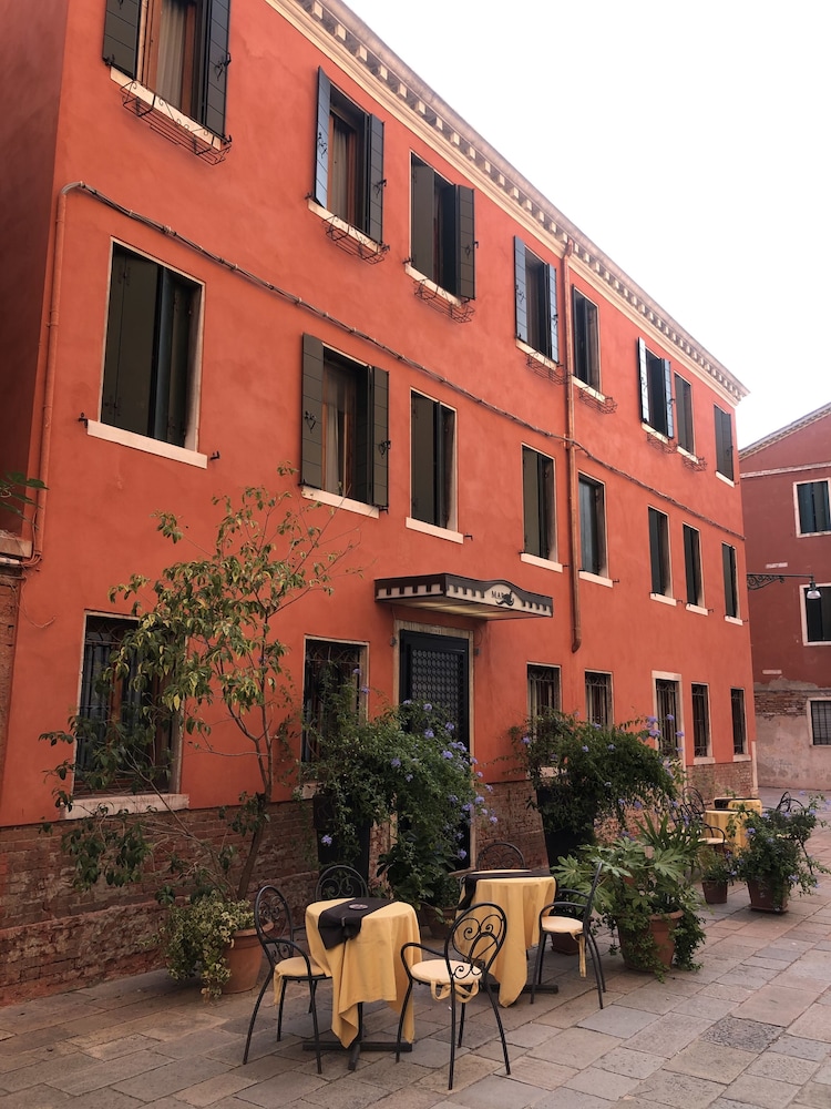 Albergo Marin 2/50