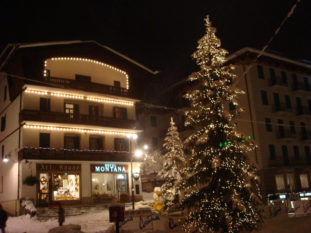 Montana Hotel 3/69