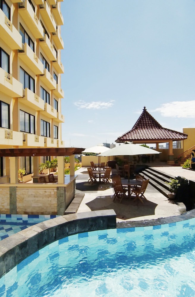 Pandanaran Hotel Semarang 3/60