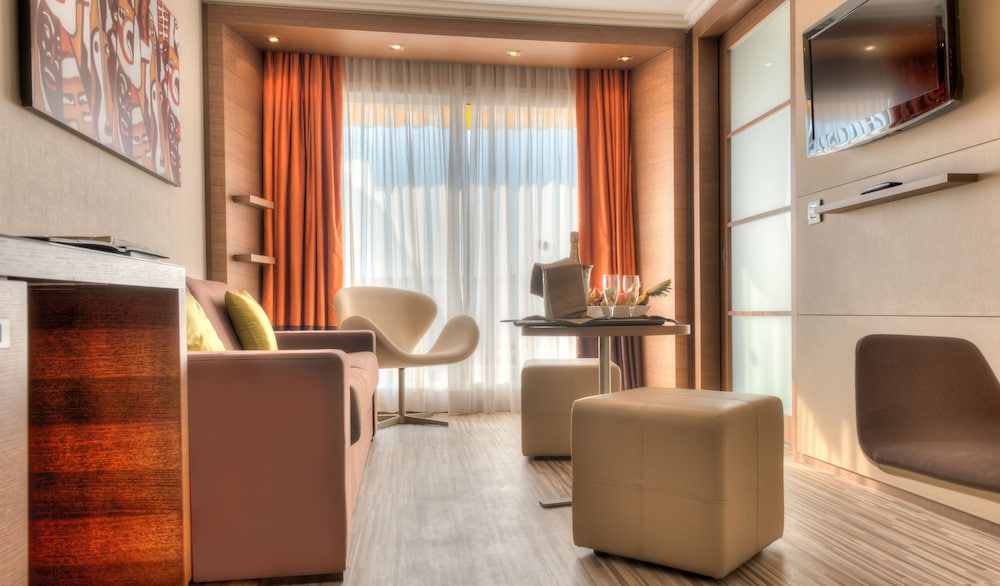 AC Hotel by Marriott Ambassadeur Antibes - Juan Les Pins 23/51