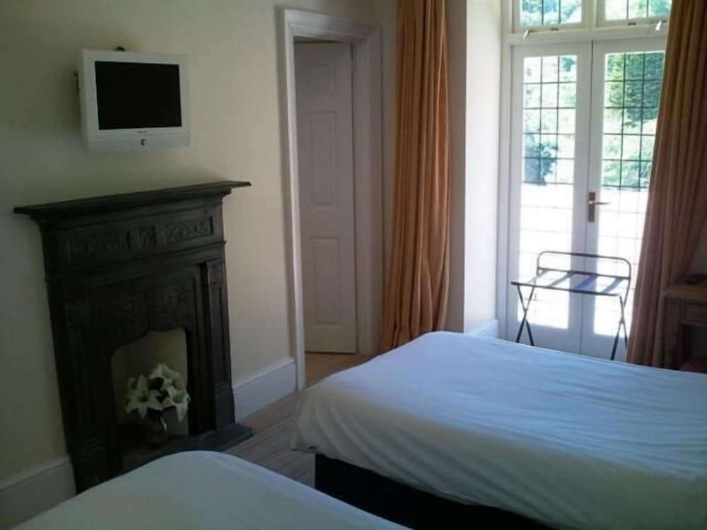 Hunters Inn 20/50