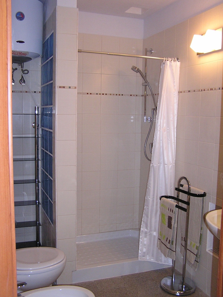 Art Transparent B&B 43/44