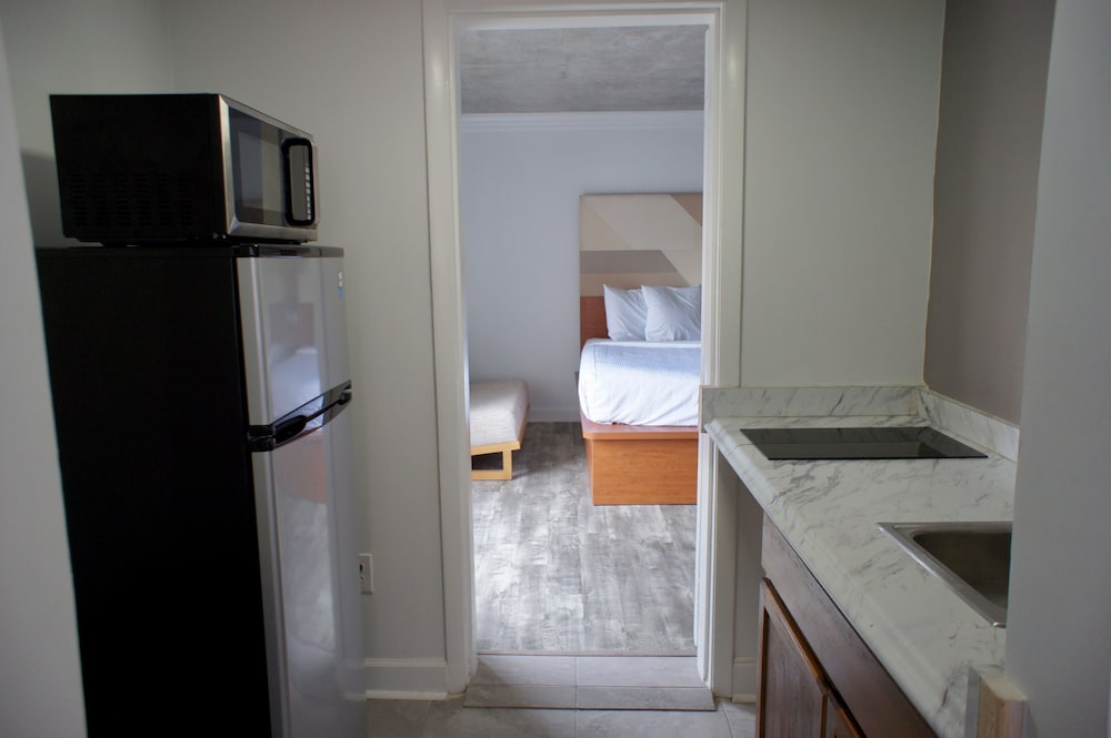 The Waves Hotel at Myrtle Beach 29/60