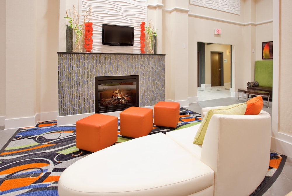 Holiday Inn Express Hotel And Suites Festus South St Louis 59/63