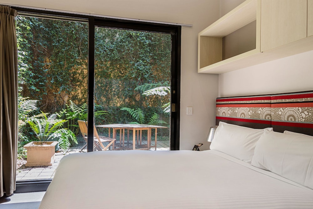Best Western Melbourne City 20/42