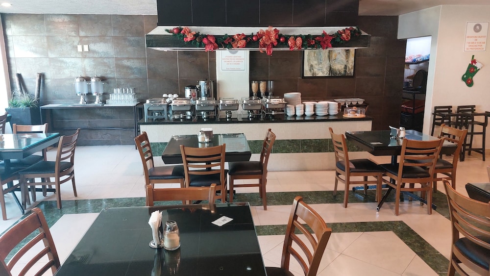 Real Del Sol Hotel 29/50
