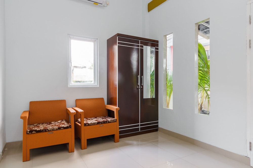 RedDoorz Syariah near Simpang Sekip Palembang 17/19
