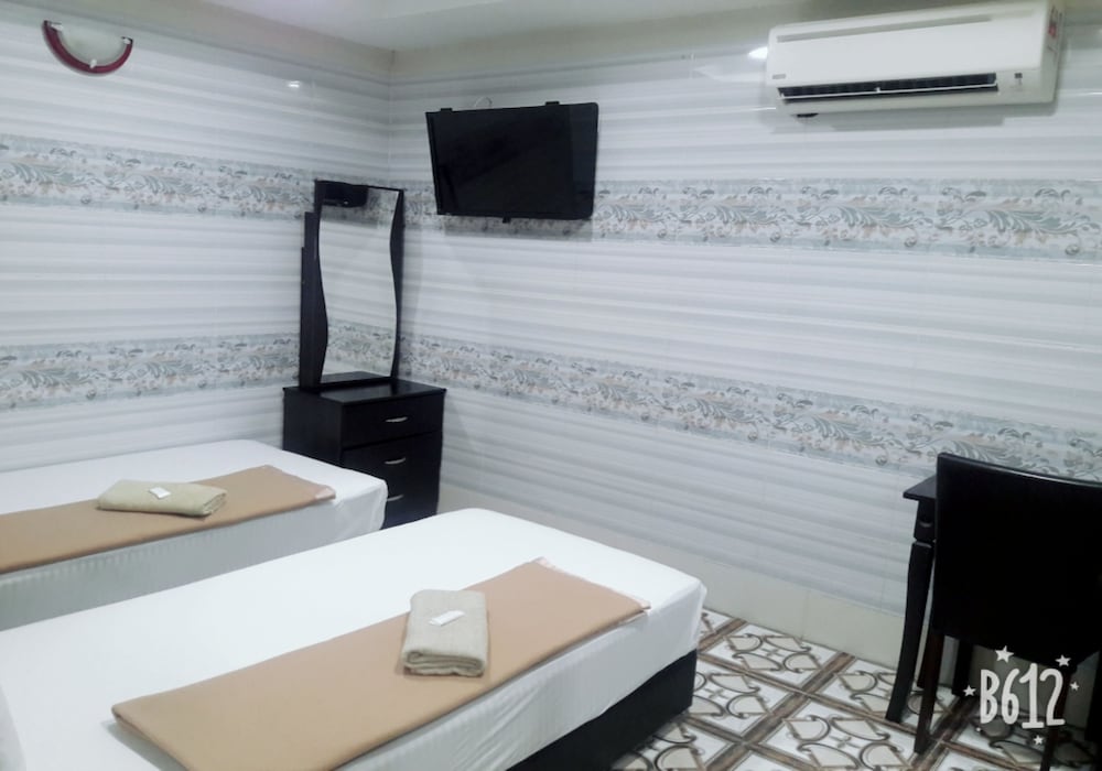 Silver Sky Hotel 17/20