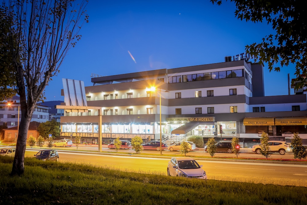 Lara Hotel 2/49