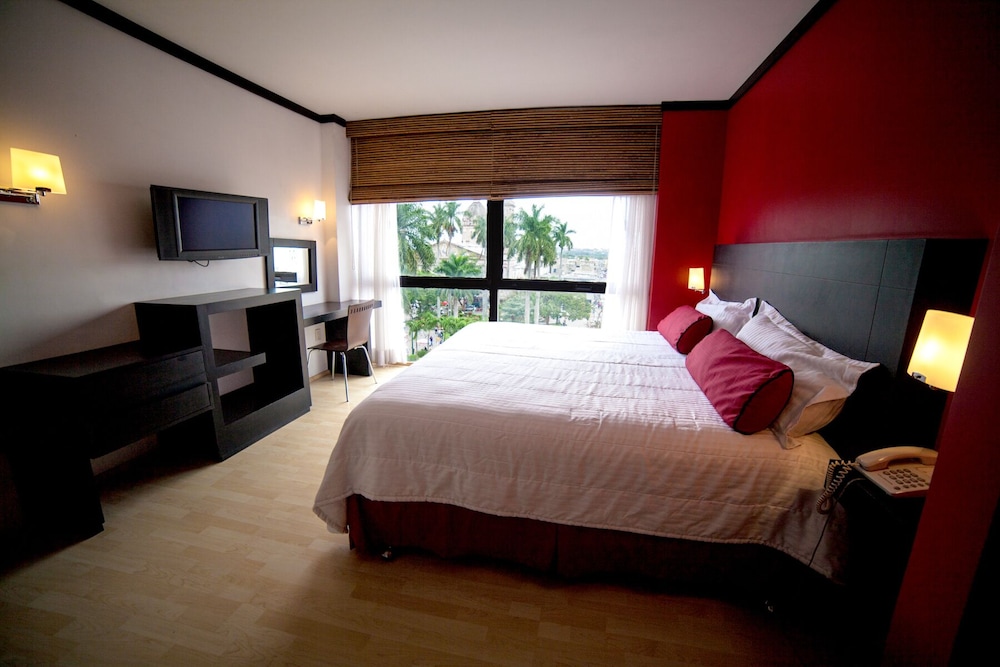 Hotel Inglaterra 16/50