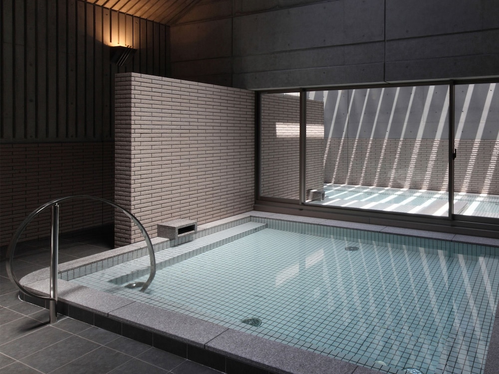 Osaka Academia 35/61