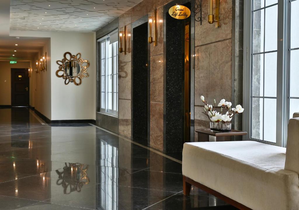 Accord Chrome Airport Hotel 20/20