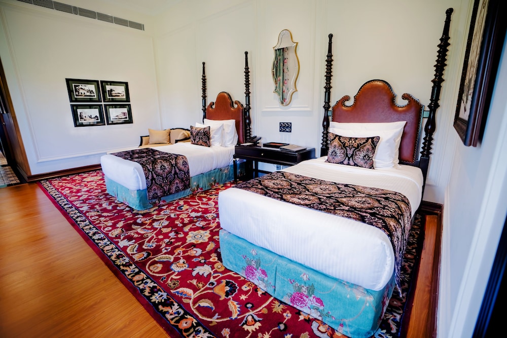 MAYFAIR Tea Resort 10/50