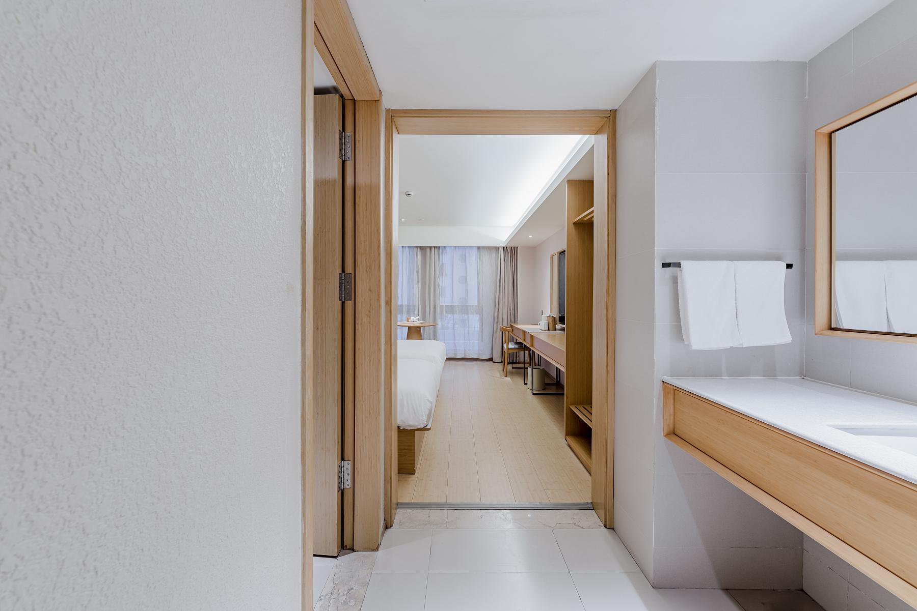 JI Hotel Shanghai Hongqiao Wuzhong Road 17/18