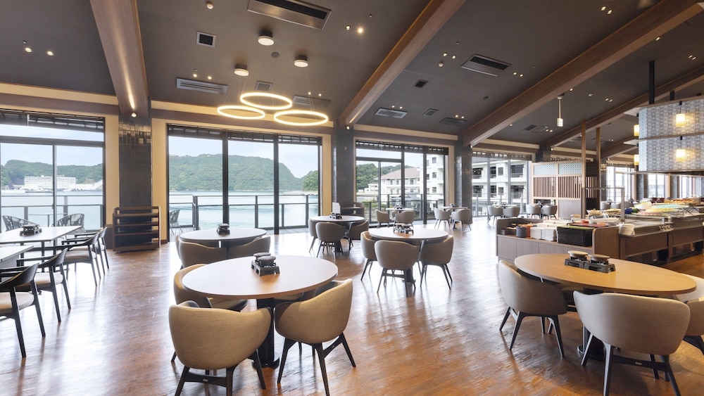 Yukai Resort Premium Koshinoyu 40/50
