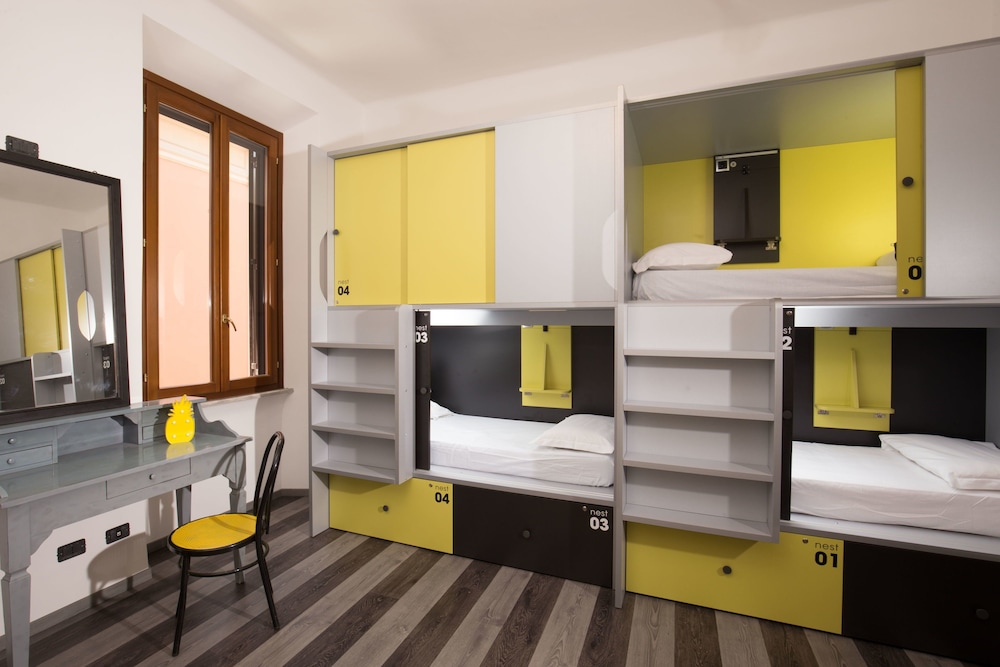 Free Hostels Roma 36/50