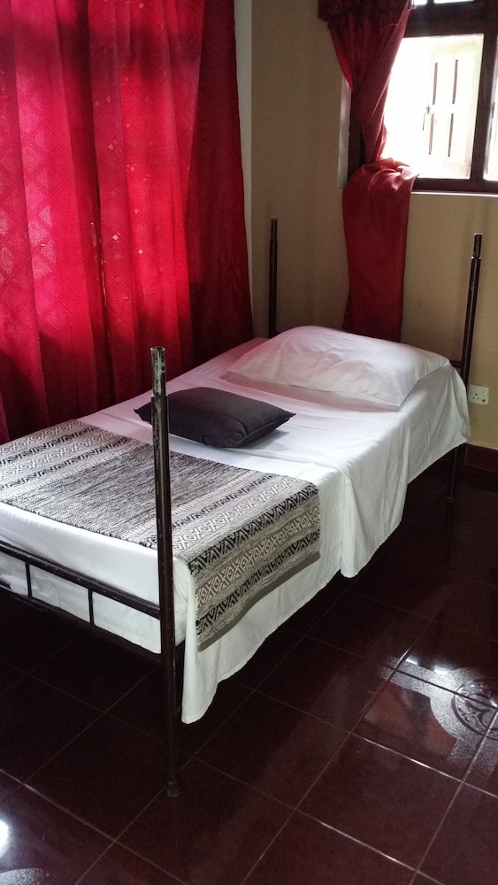 Village Villa Home Stay 11/24